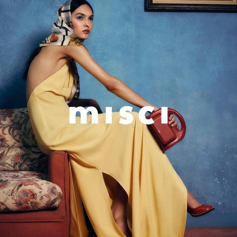 9a5ddf84-767e-4b8b-9a3a-e965cba9d9b0